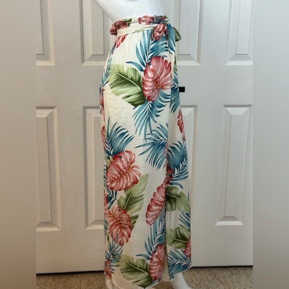 SEE YOU MONDAY Floral Tropical Wide Leg Rayon Jumpsuit Size XL. E99 - Picture 9 of 15